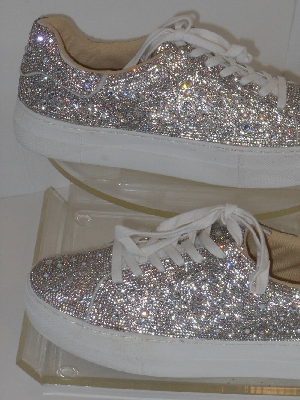 BETSY JOHNSON RHINESTONE LACE-UP SNEAKER STYLE SHOES SIZE 8.5 MEDIUM - Picture 3 of 5
